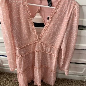 Pink white ruffle dress open back